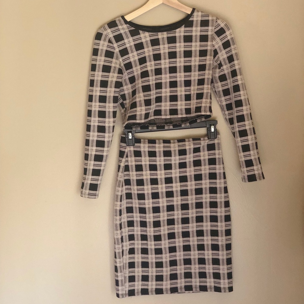 Two piece set. bought from a boutique. Worn once